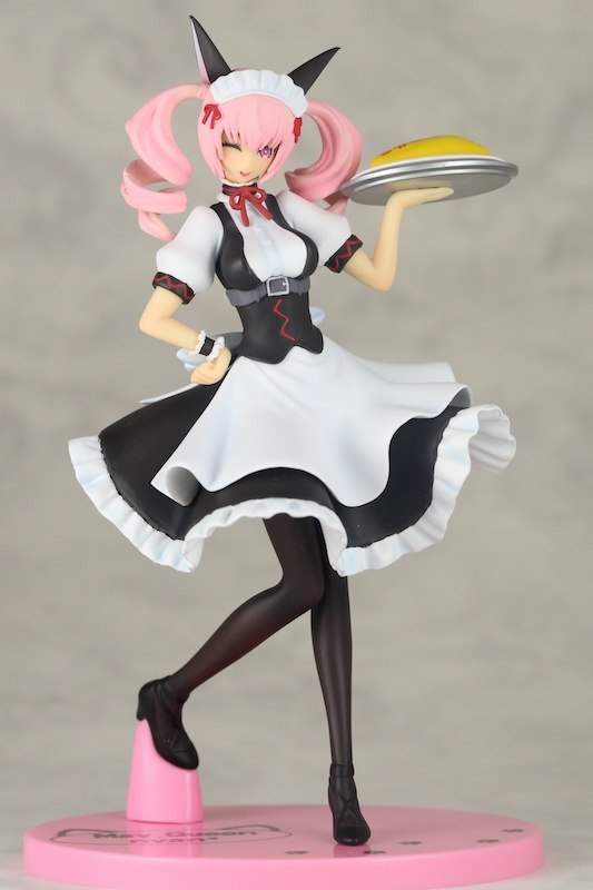 faris nyannyan figure